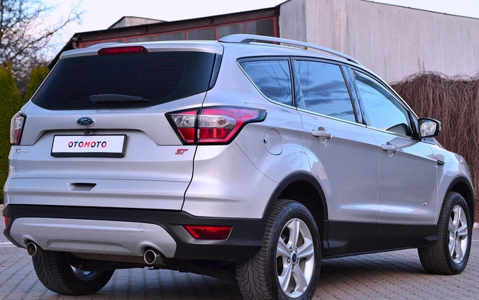 Ford Kuga cena 65900 przebieg: 198757, rok produkcji 2017 z Żnin małe 191